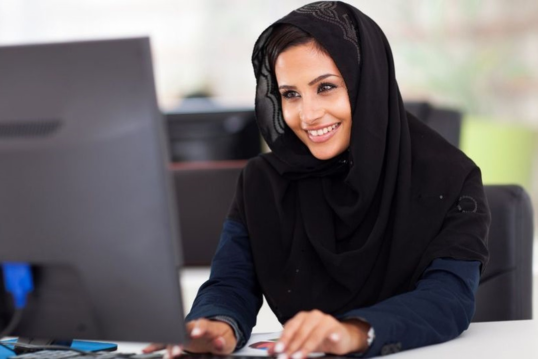 How To Build Your Own Self-worth And Achieve Career Success